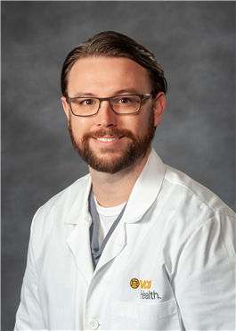 Dakota  Wine, CRNA